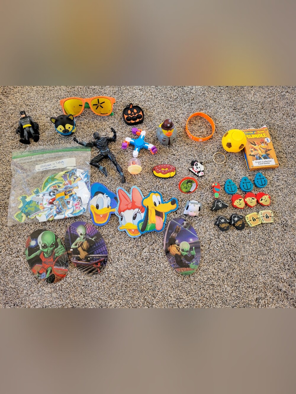 Miscellaneous toys and trinkets bundle